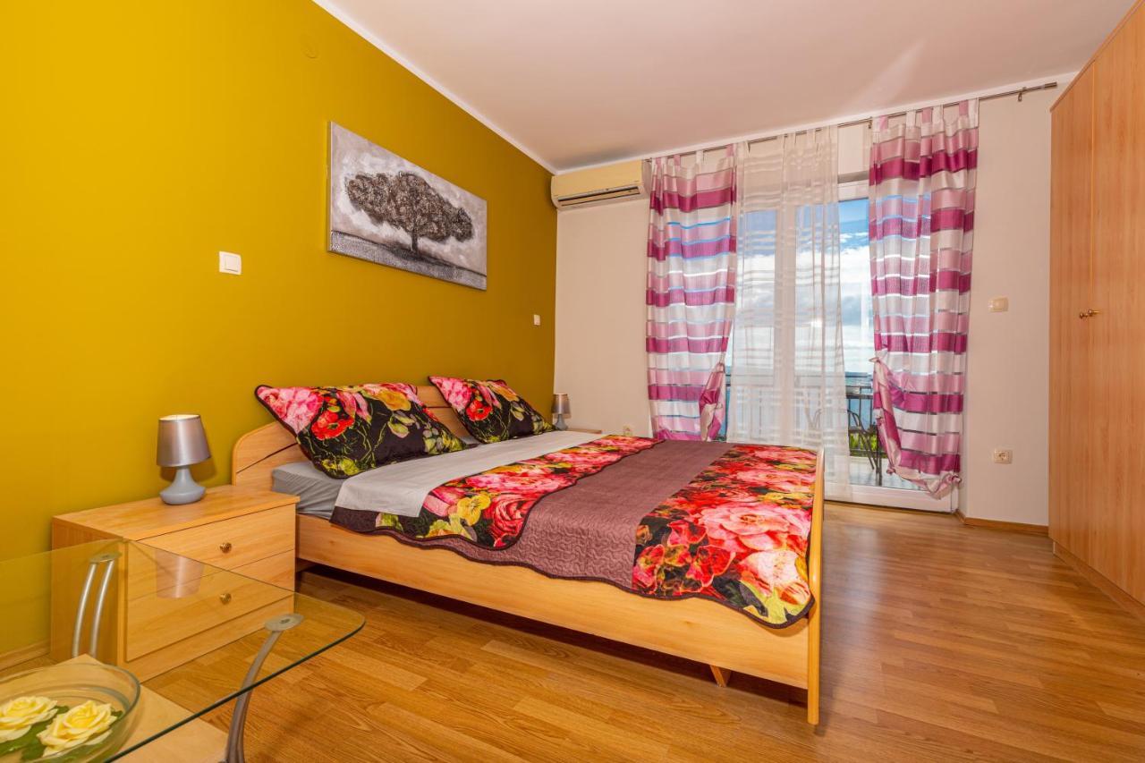 Apartmani Jasminka ドラマリ エクステリア 写真