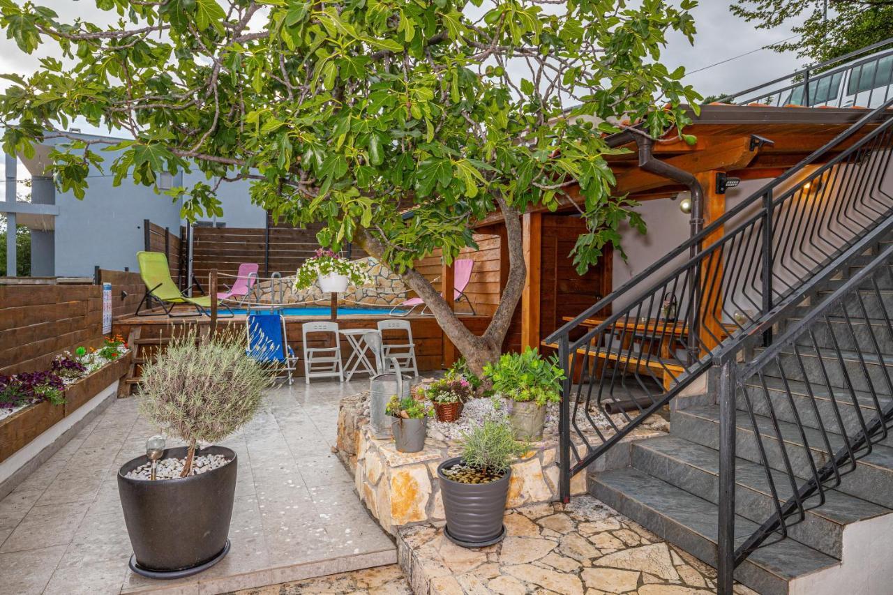 Apartmani Jasminka ドラマリ エクステリア 写真