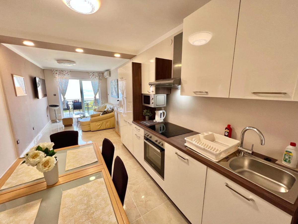 Apartmani Jasminka ドラマリ エクステリア 写真